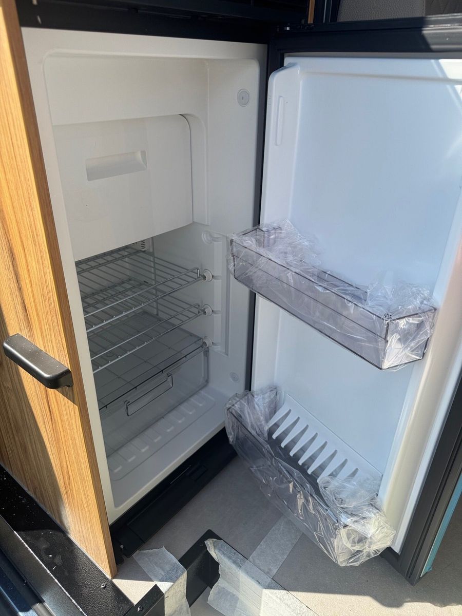 Fahrzeugabbildung Karmann Dexter 4x4 DE 560 AW Klima, Heizung 4KW, RFK