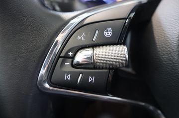Skoda Octavia 2.0 TDI Tour AID+KEY+LANE+LED+CARPLAY