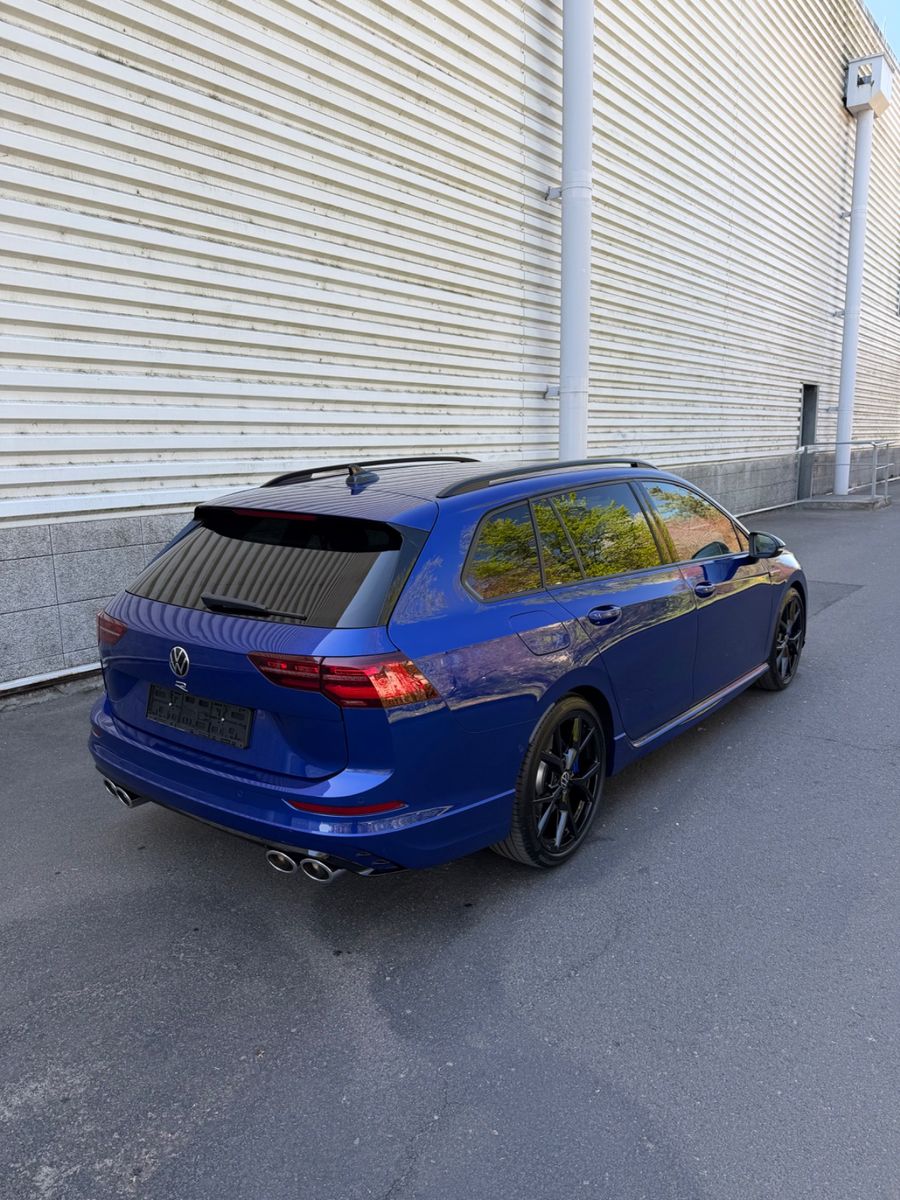Volkswagen Golf VIII Variant R 4Motion foto 3