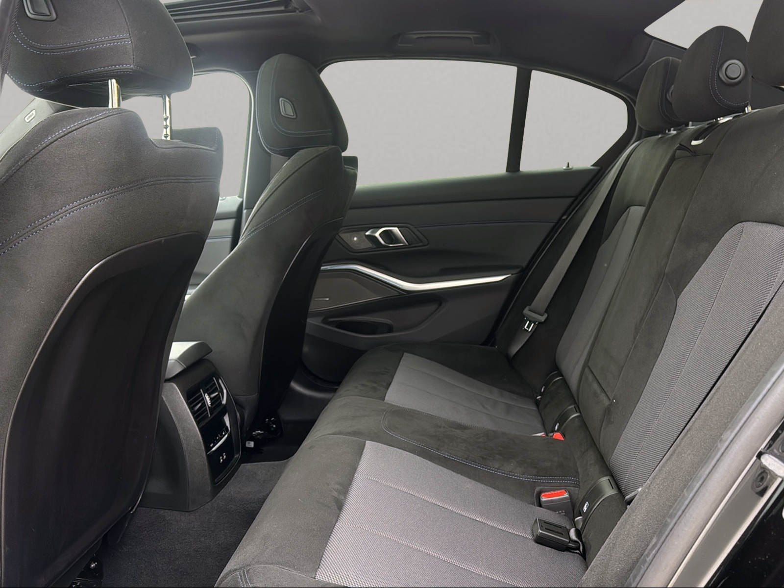 BMW 330 - Bild 16