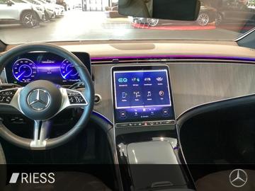 2022 Mercedes-BENZ EQE — миниатюра 12