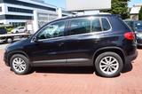 Volkswagen Tiguan TÜV/AU NEU, VOLLLEDER, PANORAMADACH, 4X4 - Volkswagen Tiguan aus 2012 mit Diesel-Antrieb