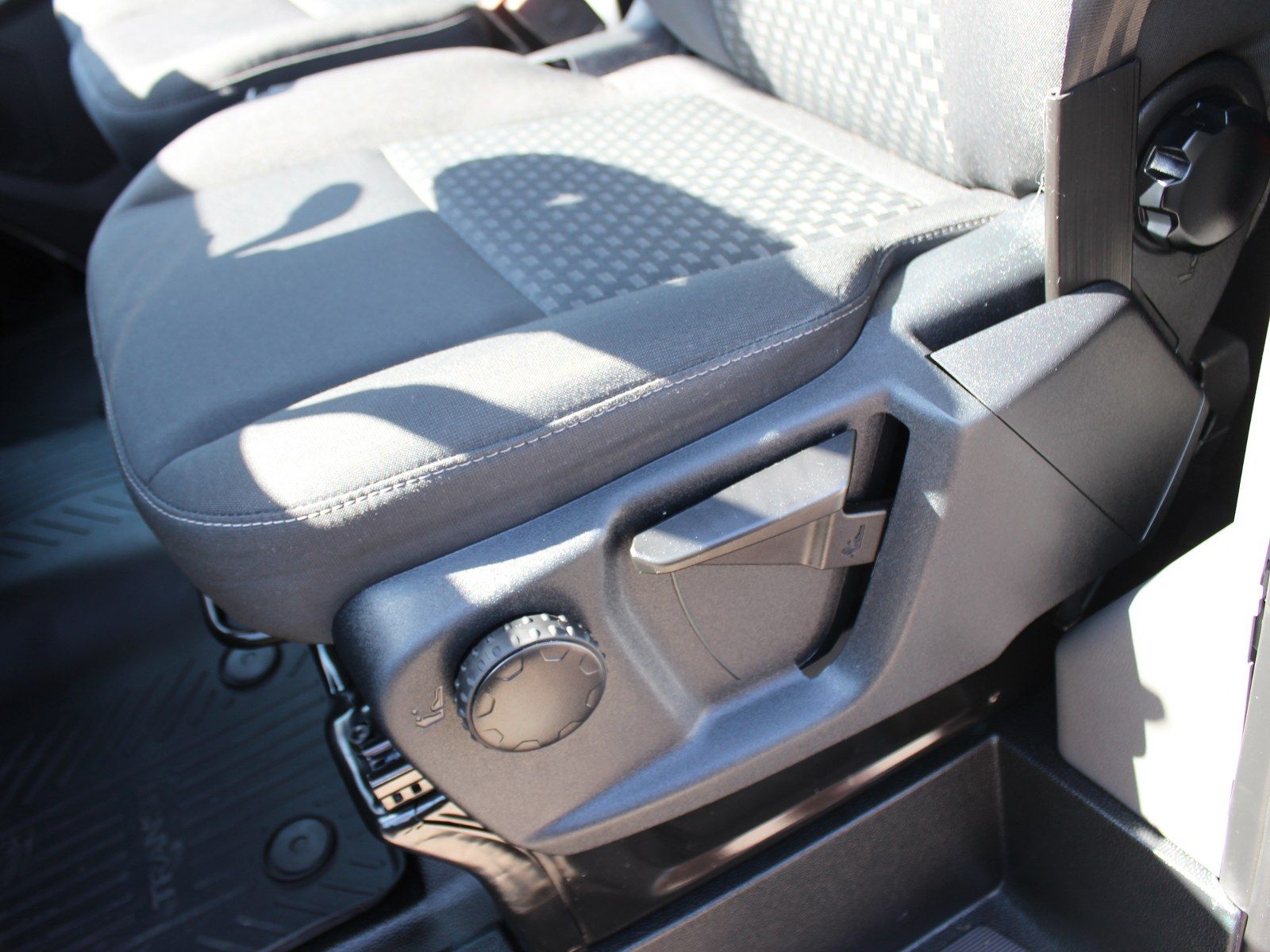 Fahrzeugabbildung Ford Transit 350 L3 Trend 2,0 TDCi DPF