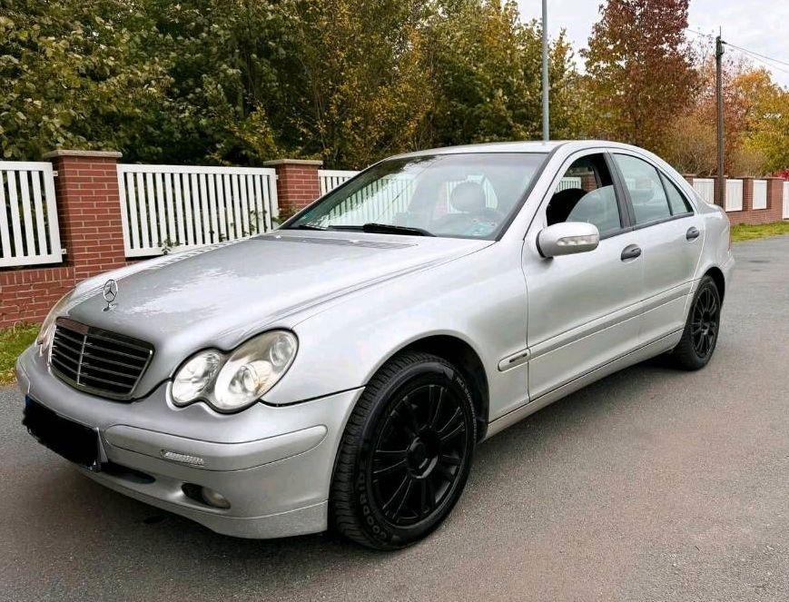 Mercedes-Benz C 200