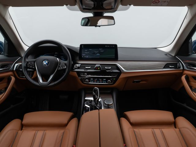 Foto Nummer 39: BMW 530e