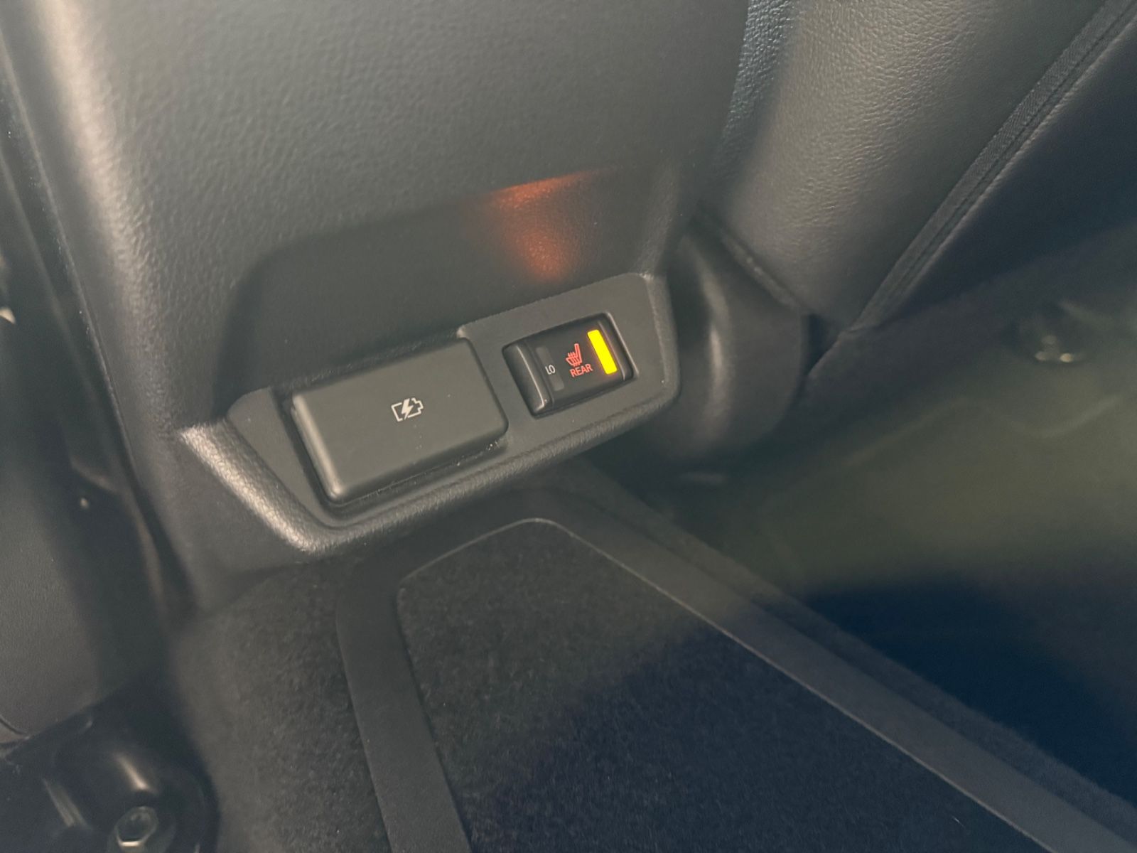 Fahrzeugabbildung Nissan Leaf Tekna Winter-Paket 2-Farb-Lackierung BOSE