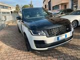 Land Rover Range 4.4 SDV8 Vogue - Land Rover Range Rover mit Diesel-Antrieb: Kombi