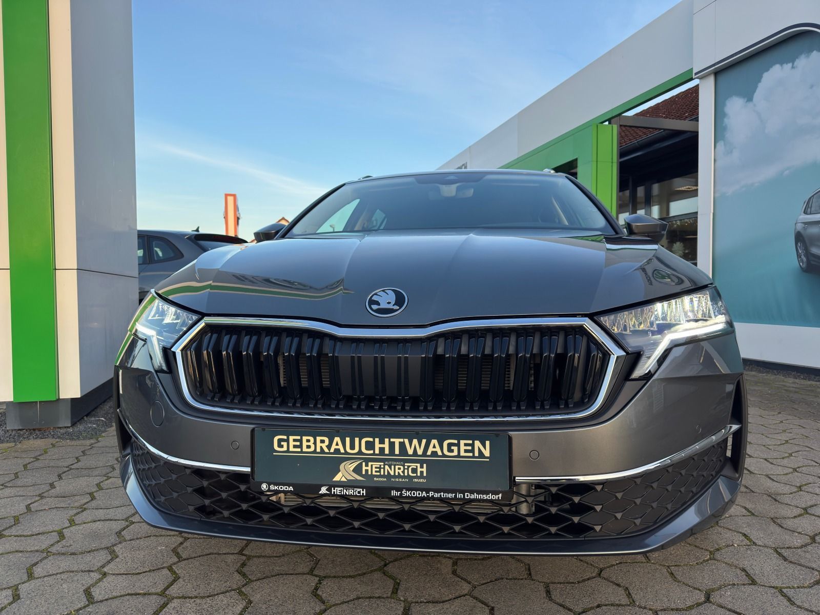 Fahrzeugabbildung SKODA Octavia Combi1.5 TSI DSG*RFK*AHK*Allwetter