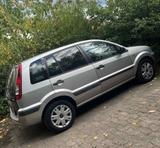 Ford Auto Ford 2003 - Ford Focus aus 2003 mit Diesel-Antrieb