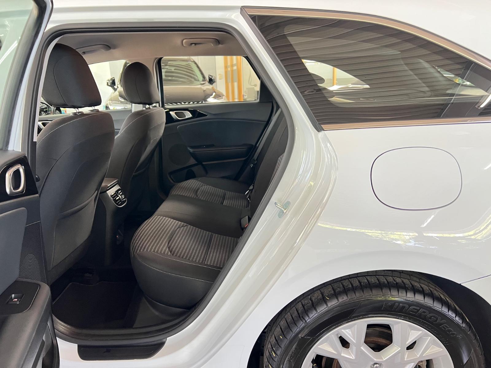 Kia Ceed Sportswagon 1.6 CRDI Vision KAM+Navi+Klima2