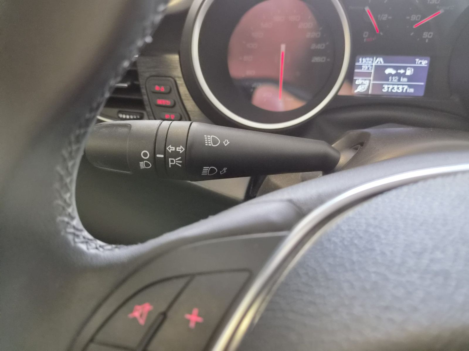 Fahrzeugabbildung Alfa Romeo Giulietta / NAVI / GEPFLEGT / GARANTIE