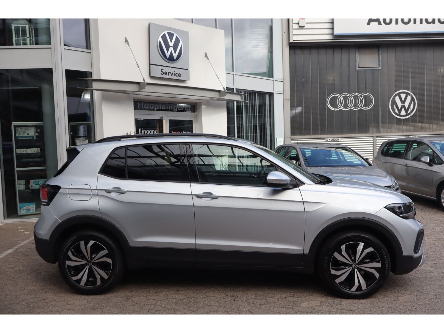 Volkswagen T-Cross Life 1.0 TSI AHK RFK Shg. 17 Manilla ACC imagem 2