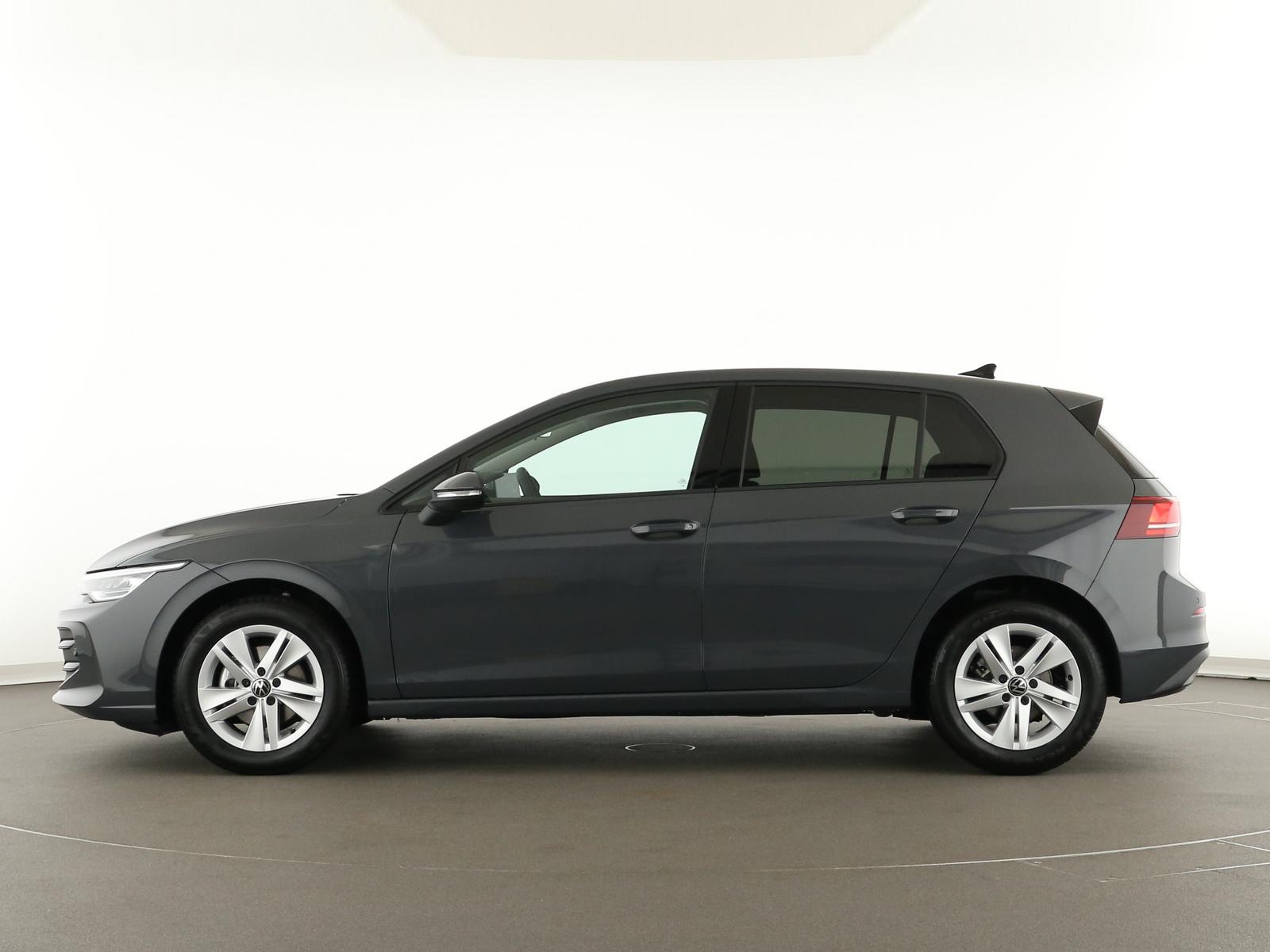 Volkswagen Golf VIII 1.5 TSI Life  LED Navi ACC Alufelgen P