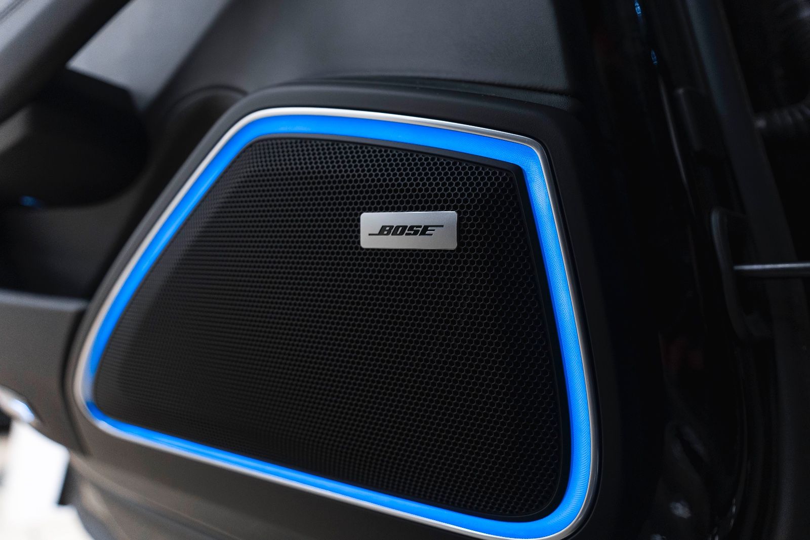 Fahrzeugabbildung Porsche Panamera Turbo S CHRONO LED PDLS PASM ACC PCCB