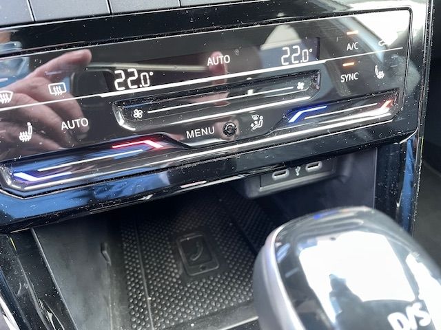 T-Cross 1.5 TSI DSG R-Line NAVI AHK Kamera Sport