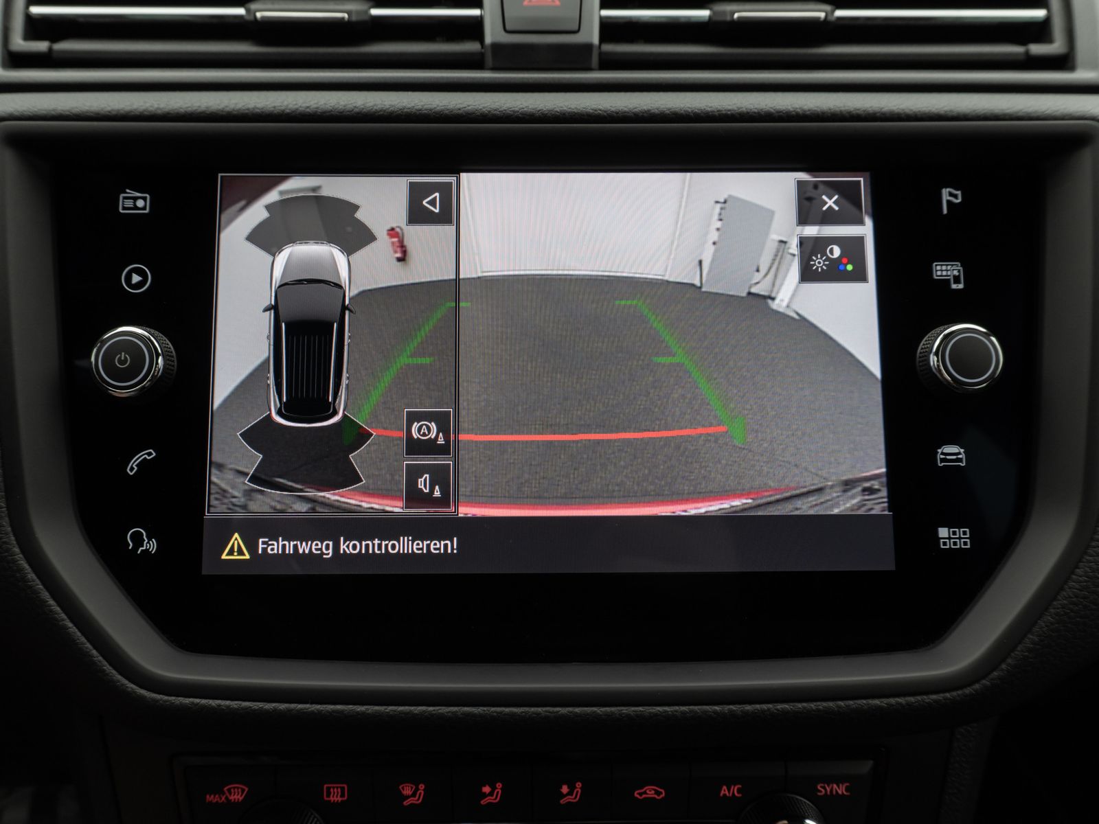 Fahrzeugabbildung SEAT Arona FR 1.5 TSI Kamera LED Tempomat Sport