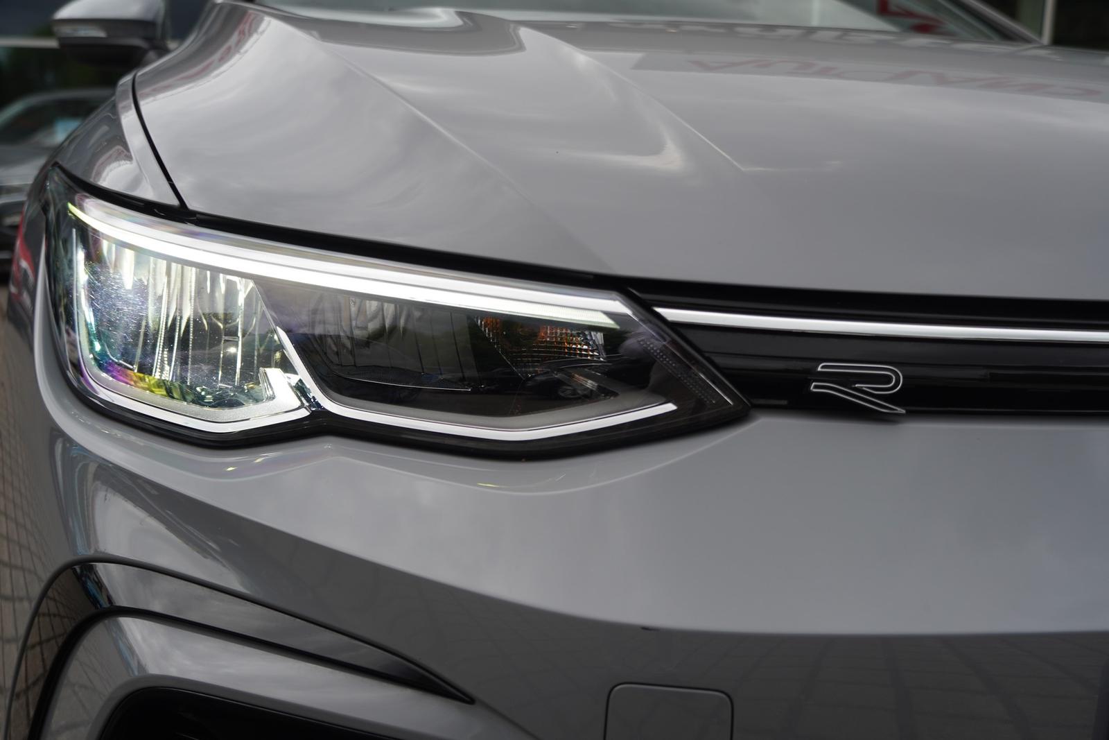 Volkswagen Golf VIII 1.5 eTSI DSG R-Line LED Kamera, миниатюра 8