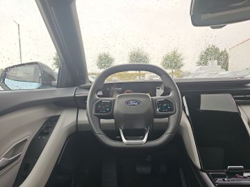 Bild 14 Ford Explorer RWD HUD AHK-el. klappb. El. Fondsitzver