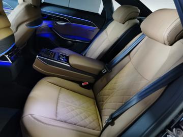 2025 AUDI S8 — миниатюра 20