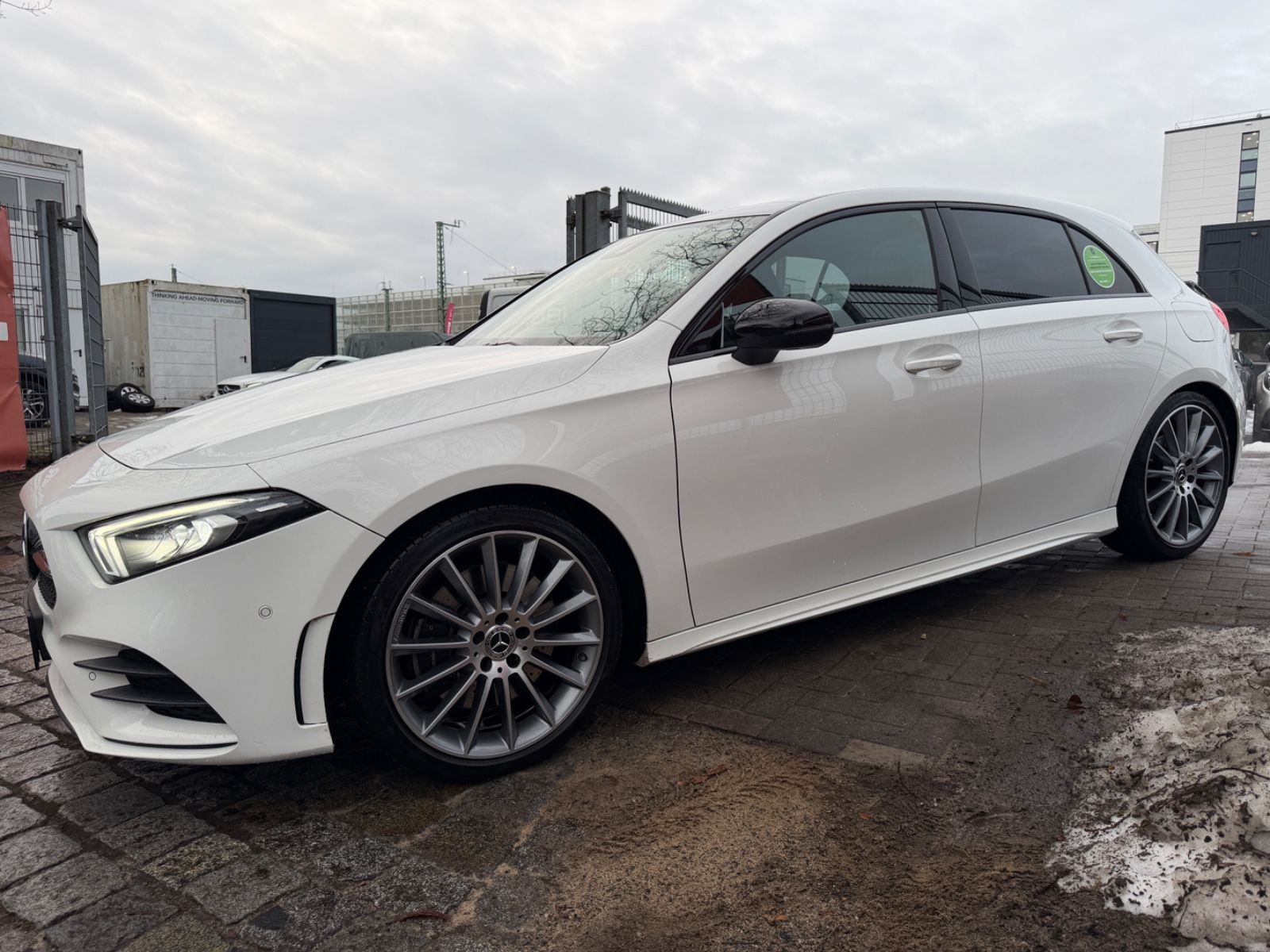 Fahrzeugabbildung Mercedes-Benz A 250 AMG Line*BURMESTER*PANO*ALCANTARA*