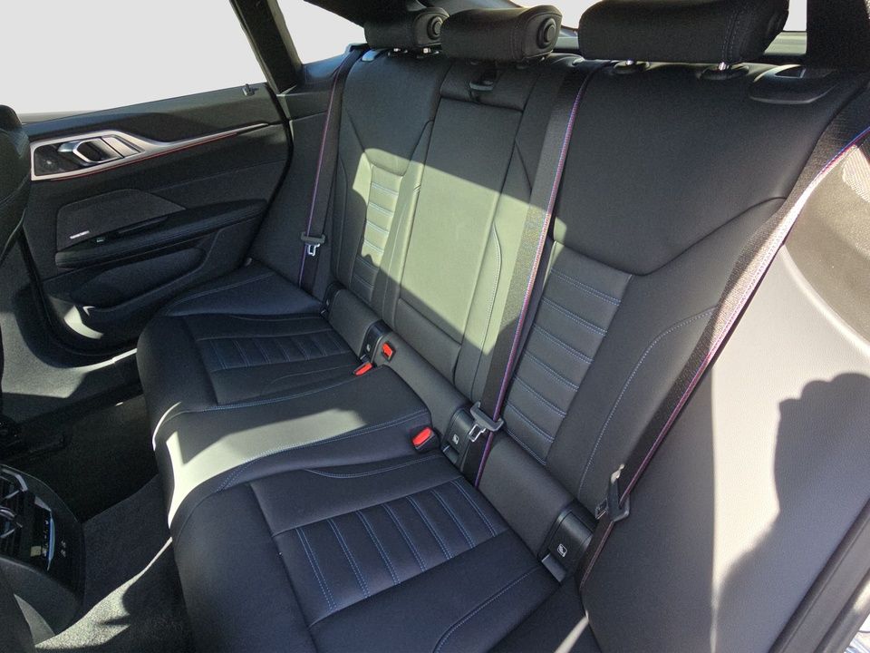 BMW i4 - Bild 15