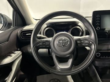 Toyota Yaris - 10