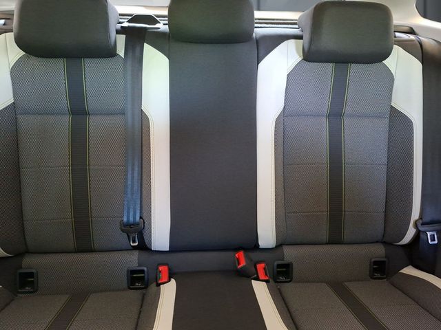 Taigo 1.0 TSI Style *DSG*MATRIX*NAVI*DAB+*SHZ*PD