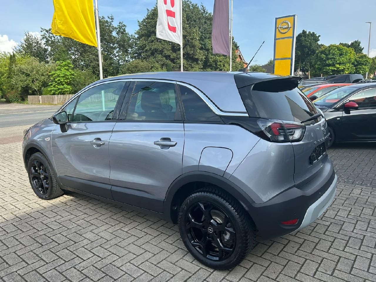 Fahrzeugabbildung Opel Crossland Elegance