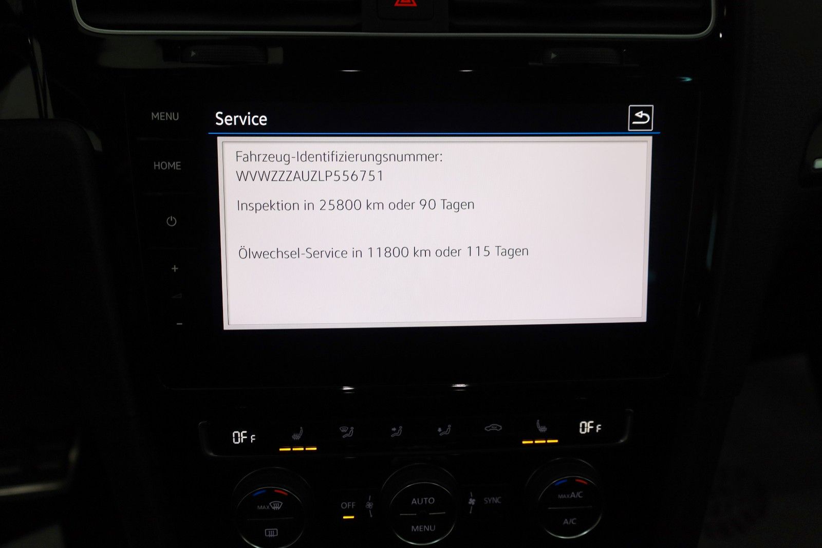 Fahrzeugabbildung Volkswagen Golf VII Variant R 4M Leder,Navi,LED,Kamera,ACC