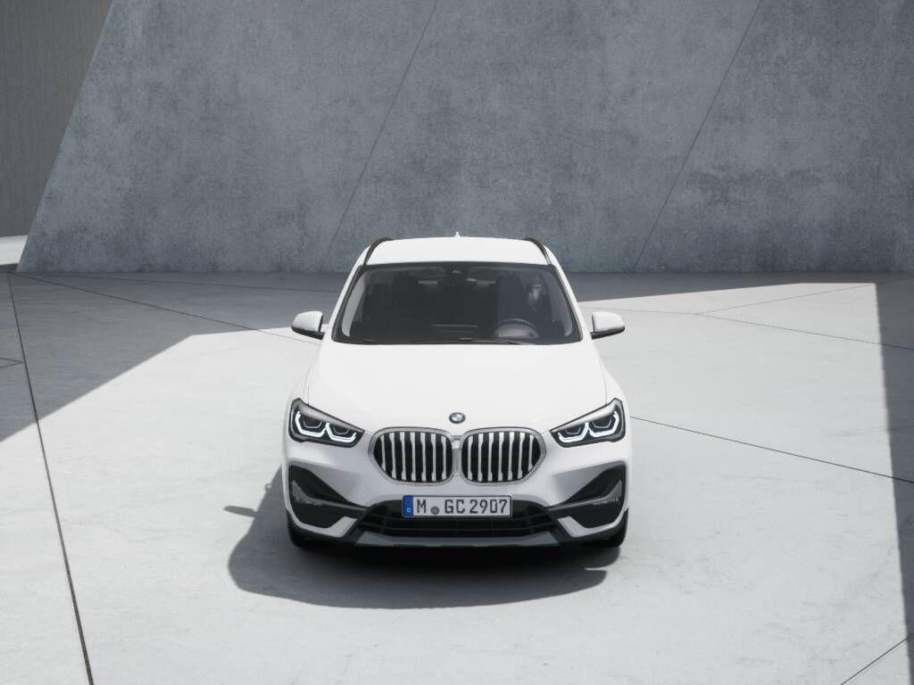 BMW X1 xDrive20d xLine ACC LED SpurAss AHK HUD RFK
