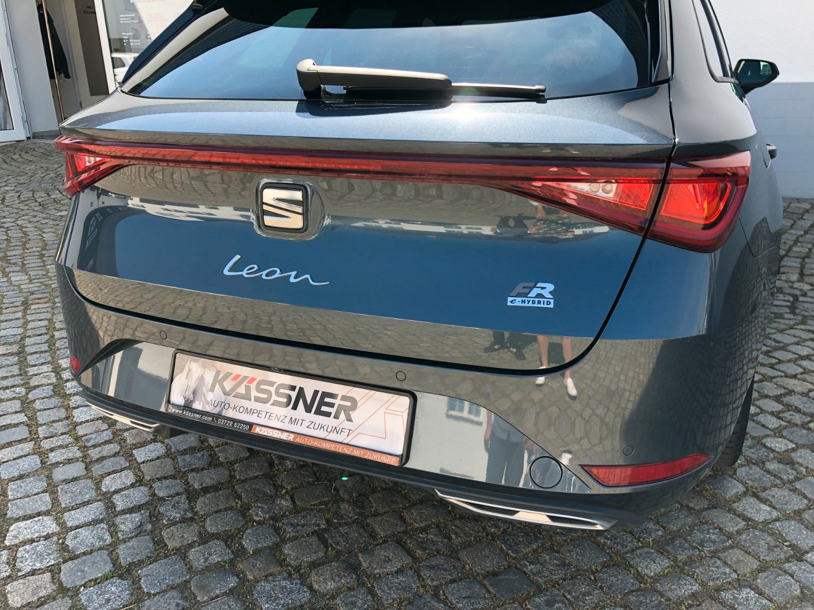 Fahrzeugabbildung SEAT Leon Sportstourer FR e-Hybrid *el.Heck*Paket-XL