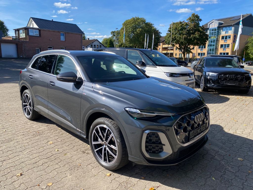 Audi Q5 2.0 TDI 150 qu Tech Plus AHK