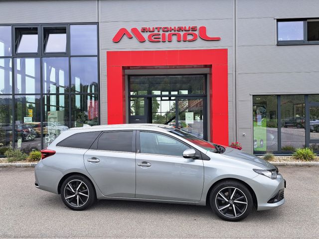 Toyota Auris Touring 1.2 Sports Team D, AHK