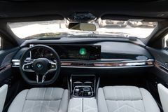 BMW 740 – 7 / 30