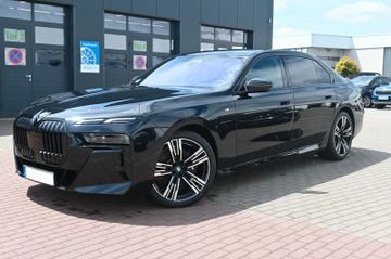 Fahrzeugabbildung BMW 740d xDrive *B&W*MASS*LUFT*360°*M-PKT PRO*21"*