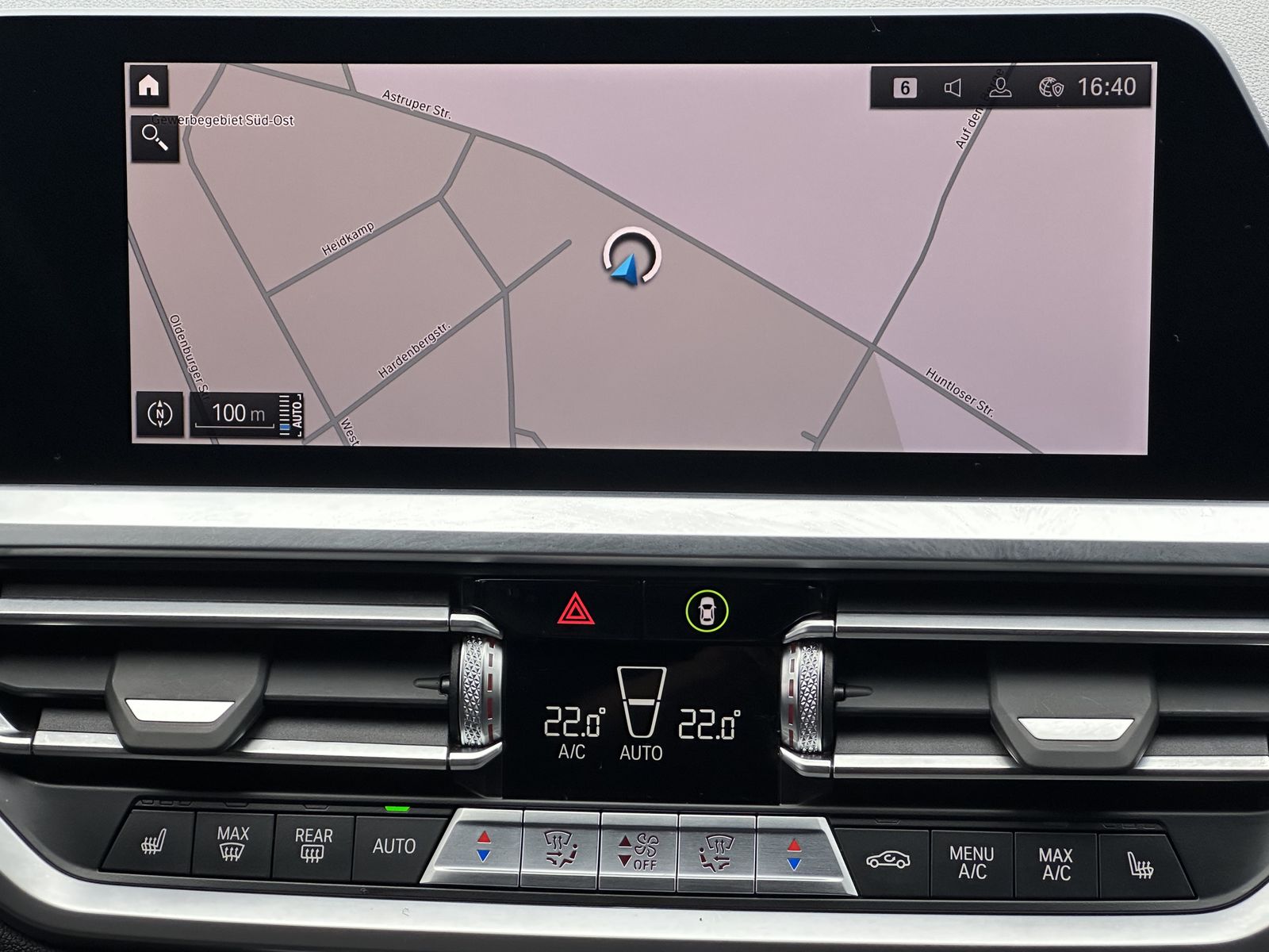 Fahrzeugabbildung BMW 320e Touring M-Sport NAV+LASER+HEAD-UP+KAMERA+VC