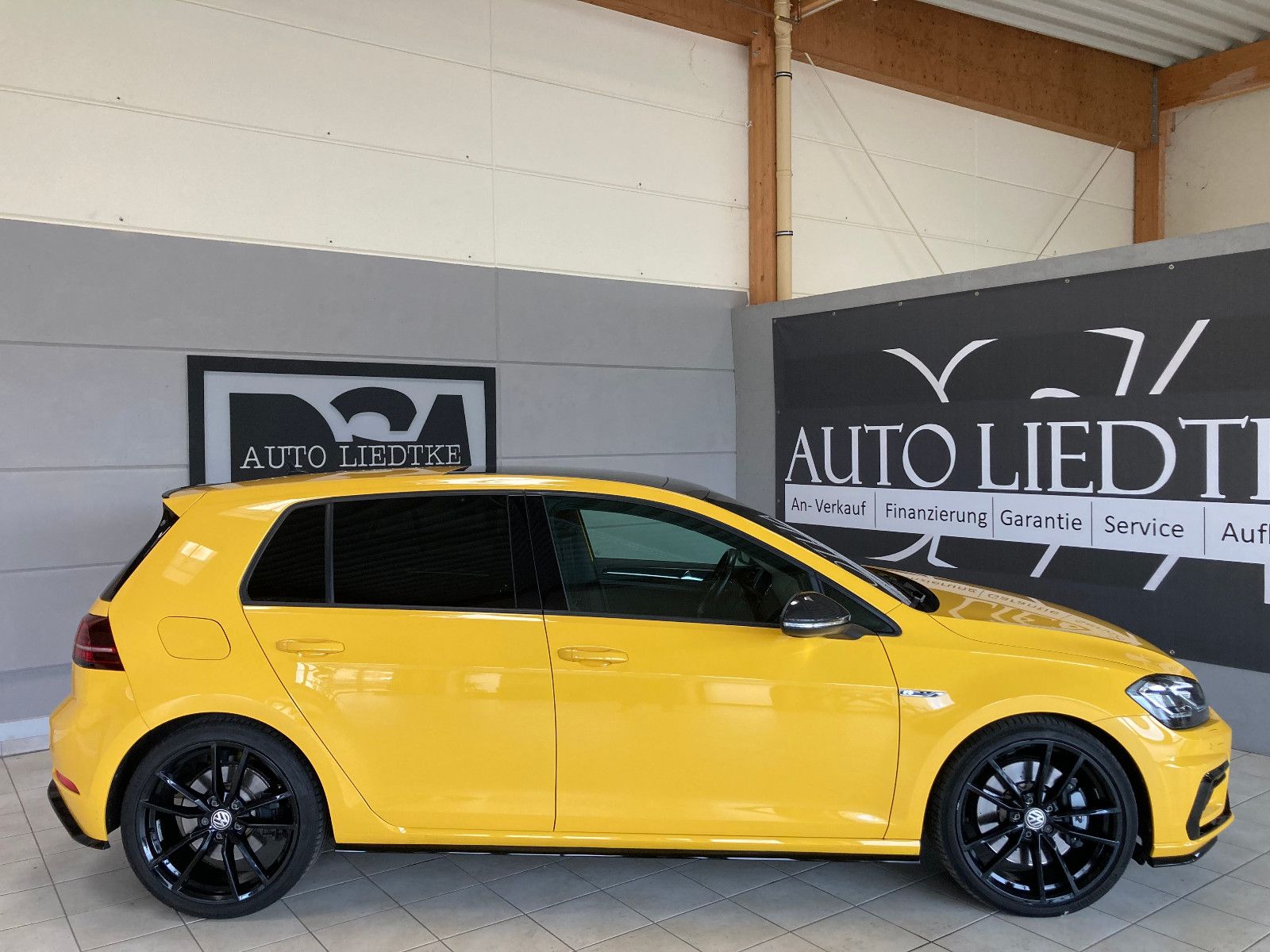 Volkswagen Golf VII R 4Motion Akrapovic Navi R-Performance foto 6