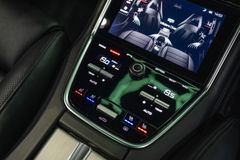 PORSCHE Panamera Turbo*360*PANO*MEMORY*S.-CHRONO*MATRIX*