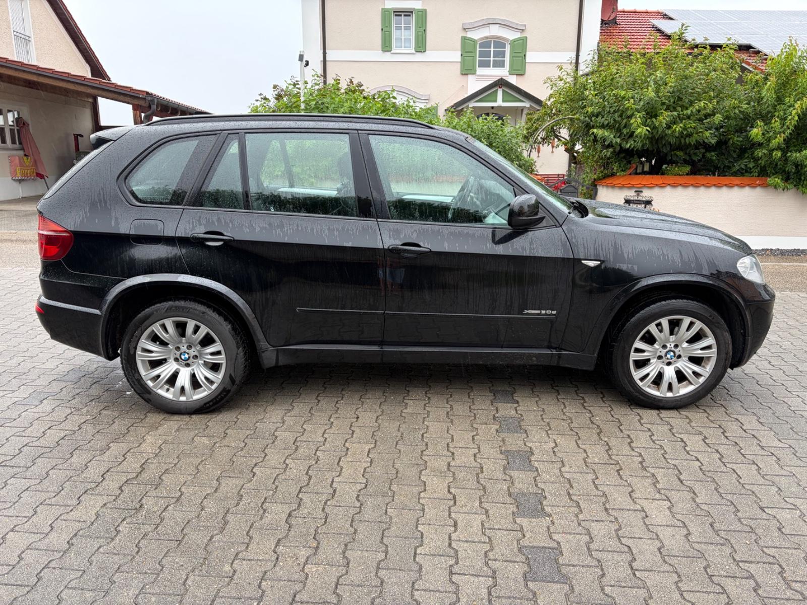 BMW X5 xDrive 30 d M-Paket  1.Hand AHK