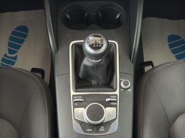 Audi A3 Sportback 30 TDI basis*LED*NAVI*TEMPOMAT*TOP