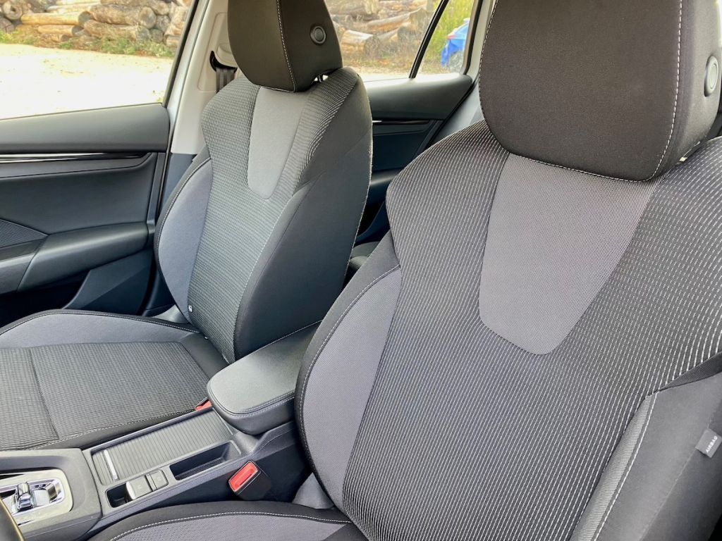 Fahrzeugabbildung SKODA Octavia Combi 1.4 TSI DSG LED KLIMAAUT PDC