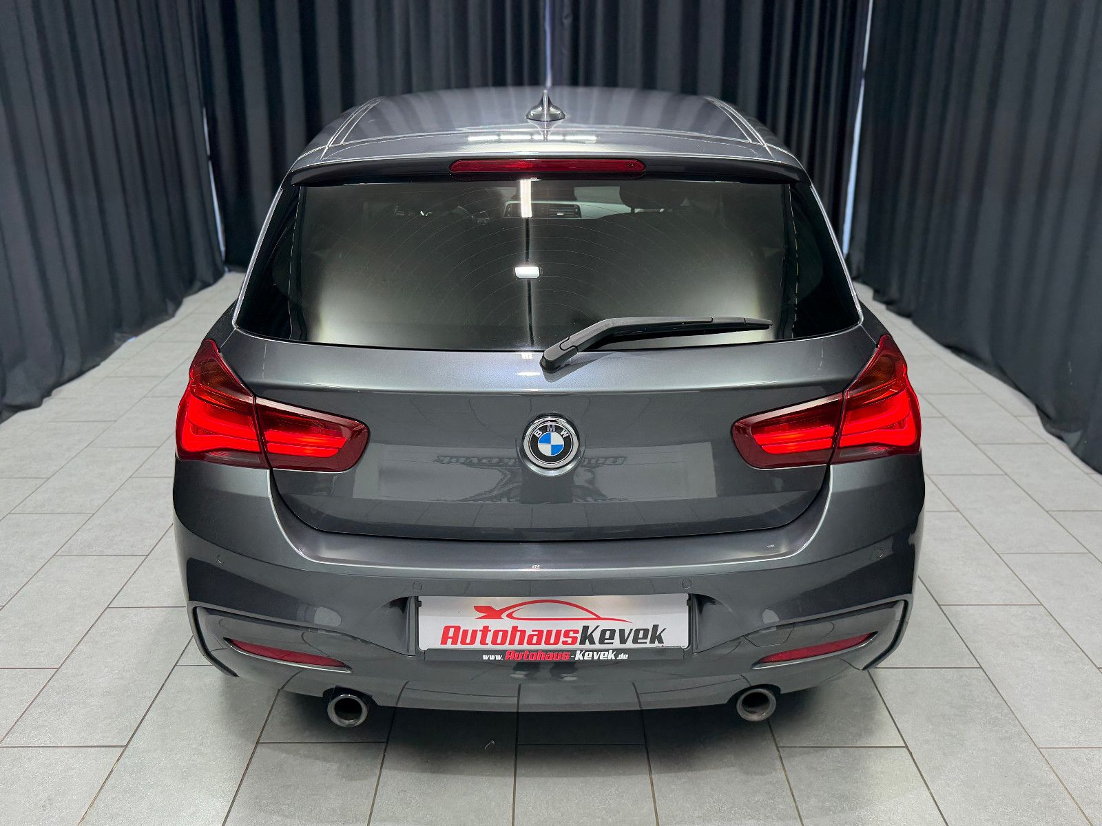 Fahrzeugabbildung BMW M140i xDrive Special Edition |LED|DEUTSCHES FZG
