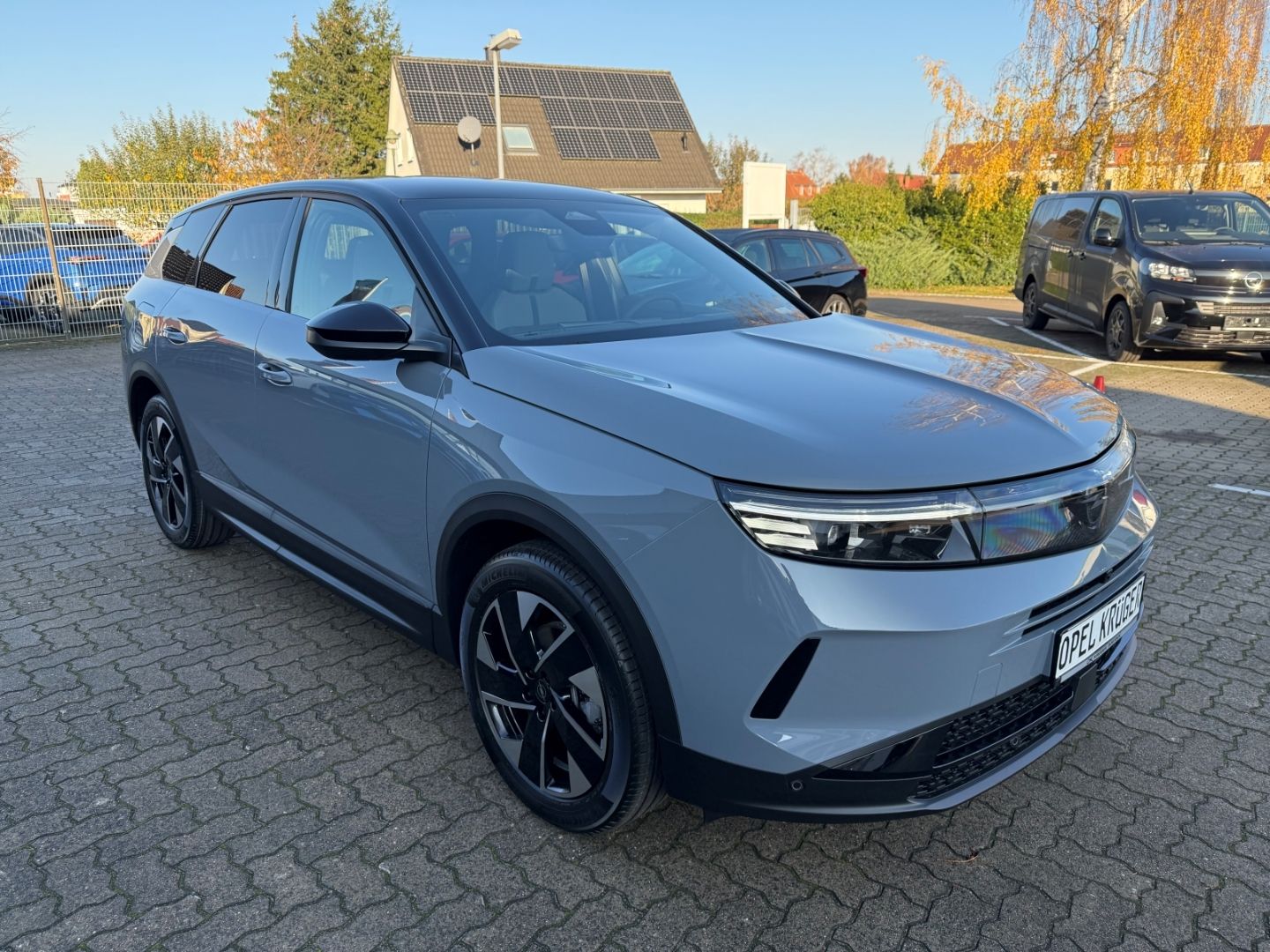 Fahrzeugabbildung Opel Grandland 1.2 GS +SHZ+LHZ+Kamera+Allwetter