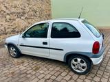Opel Corsa 1.2 16 V Edition 100 Cool -weni... - Opel Corsa: Cool