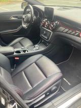 Mercedes-Benz CLA 45 AMG Mercedes-AMG CLA 45 4MATIC+ DCT M... - gebrauchte Mercedes-Benz CLA 45 AMG aus dem Jahr 2019