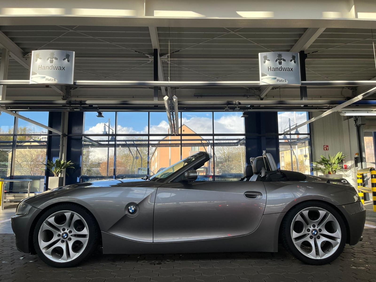 BMW Z4 Roadster 2.2i XENON/ LEDER/SHZ/ TÜV NEU