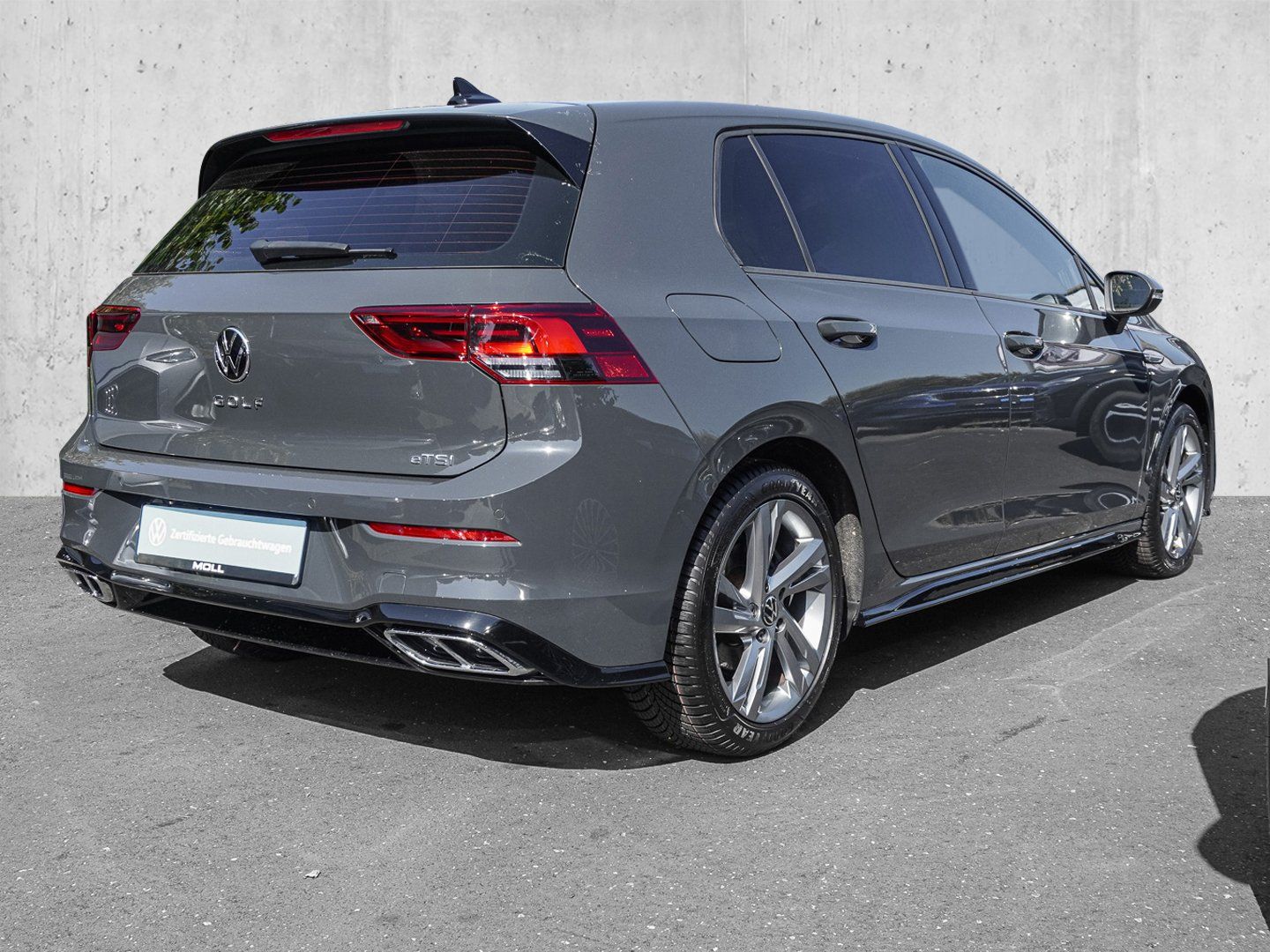 Volkswagen Golf 1.5 eTSI DSG R-Line LED AMBIENTE 17ALU PDC foto 4