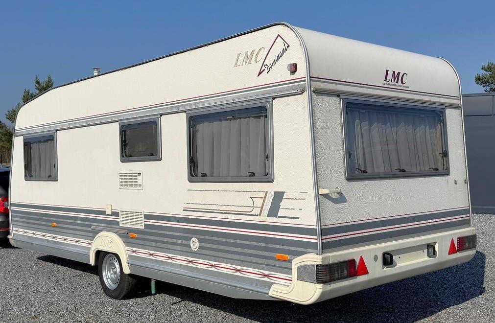 LMC Wohnwagen / 1.Hand / Einzelbetten / TÜV 2028
