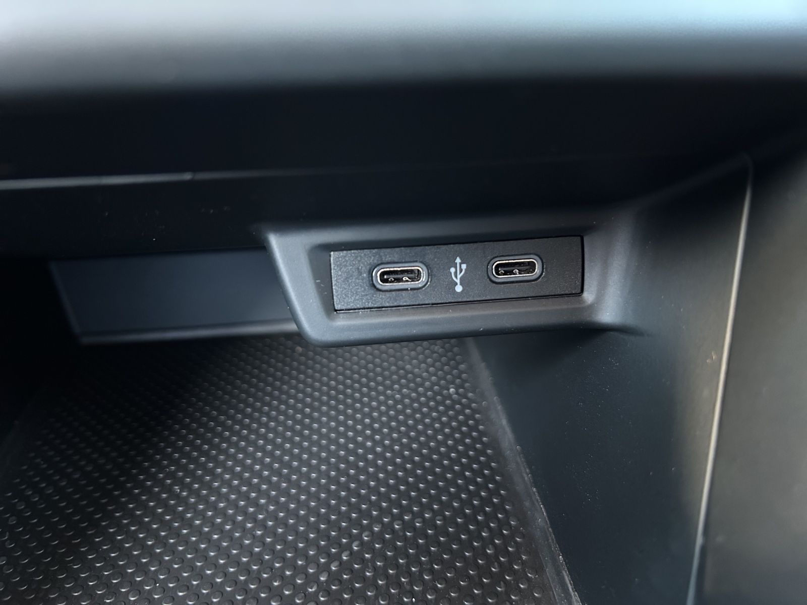 Fahrzeugabbildung Volkswagen Taigo 1.5 TSI Style DSG MATRIX