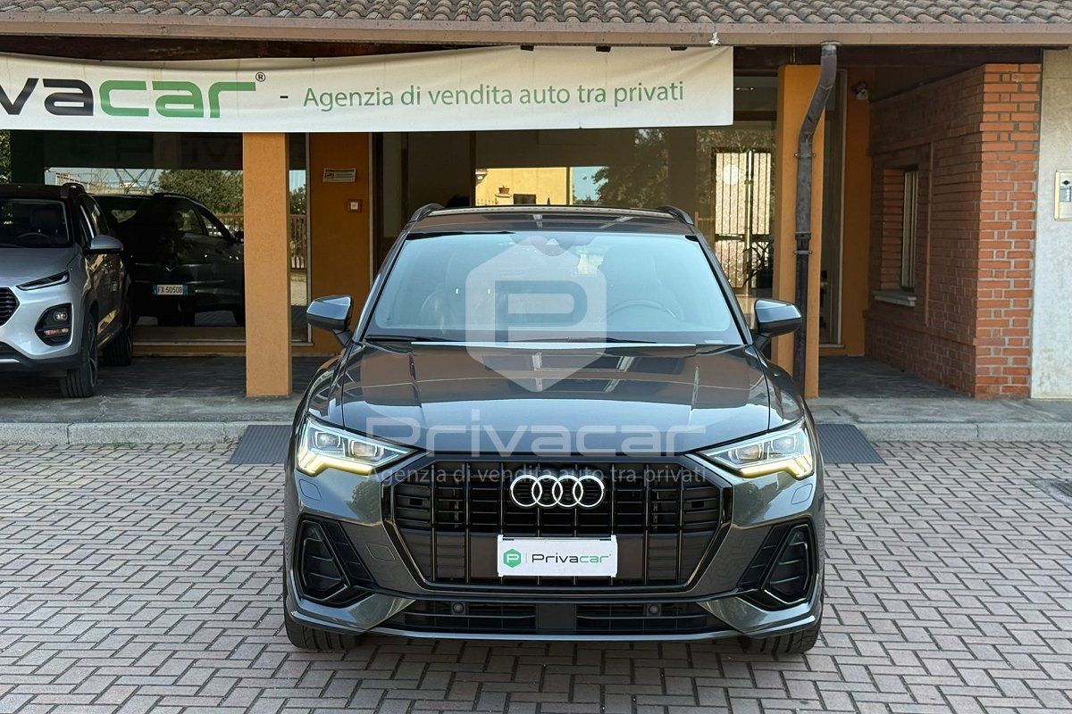 Audi AUDI Q3 35 TFSI S tronic S line edition imagem 2